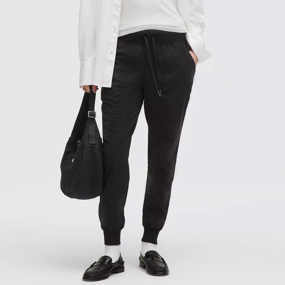 lululemon athletica Black Studio Joggers -Like New